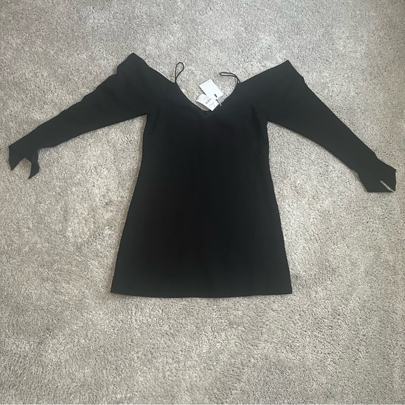 C/MEO COLLECTIVE Cold Shoulder LS Dress - Picture 4 of 7